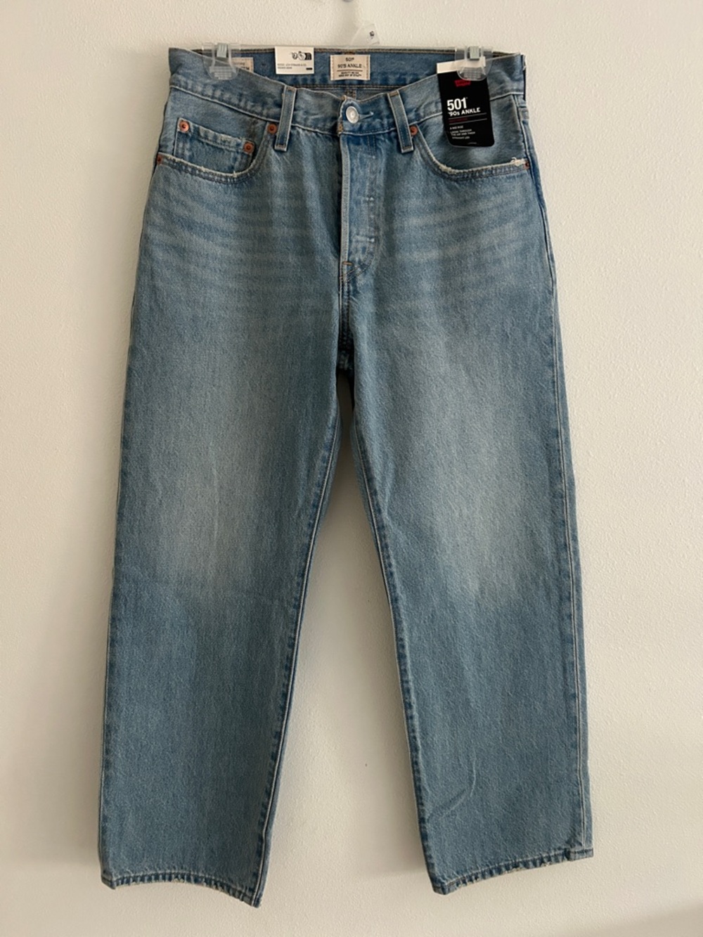 Levi's 90s Ankle Mid Rise Straight-Leg Jeans size 26 x 27 NWT